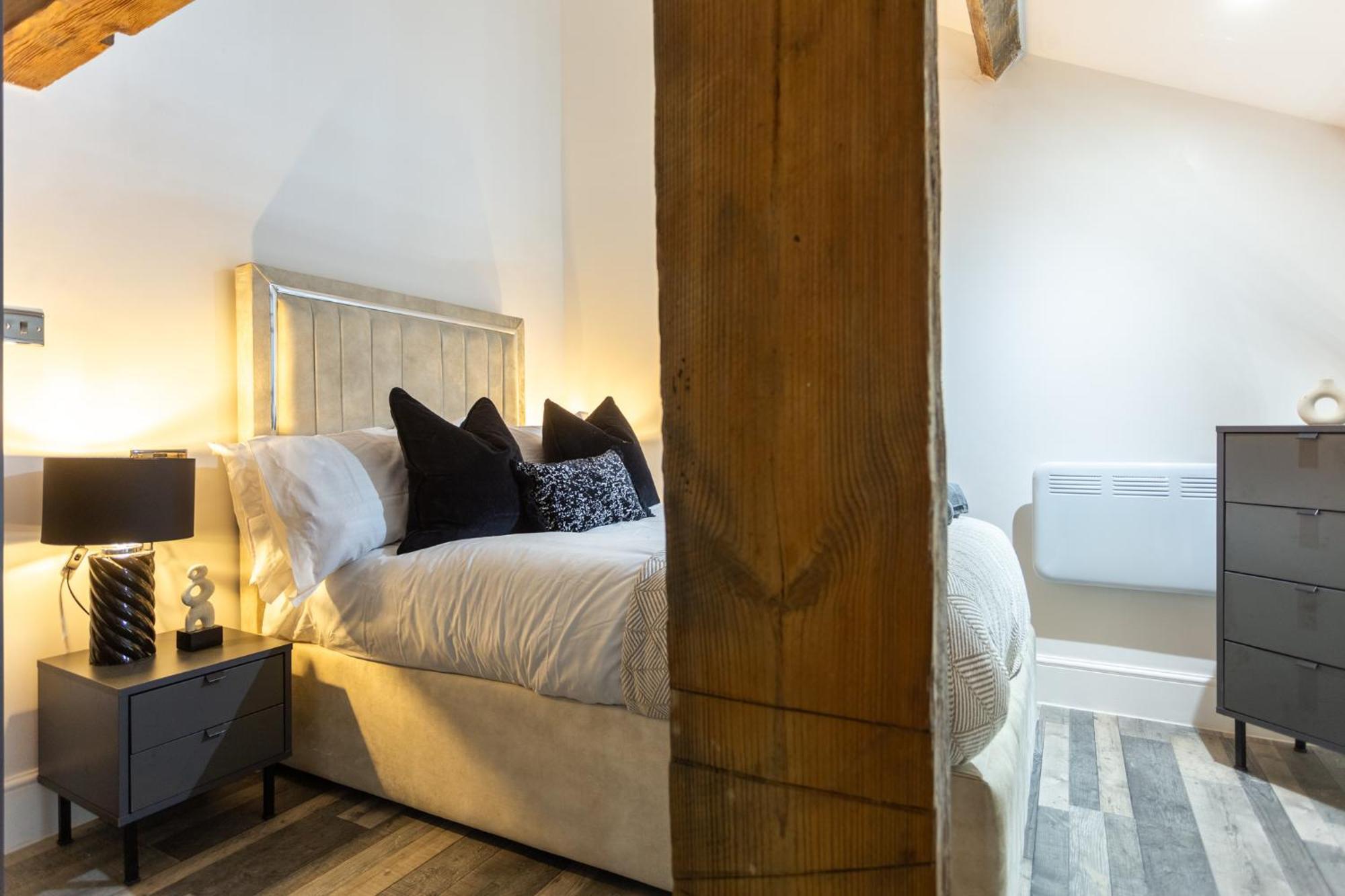 Bradford Luxury Central Apartment Екстер'єр фото